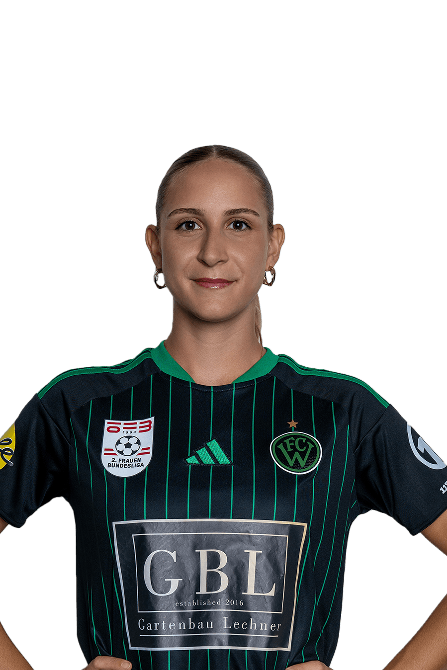 JULIA STÜTZENBERGER